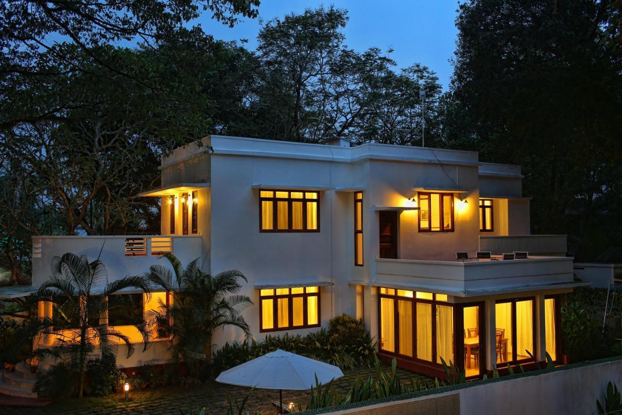 Beach Gate Bungalows - A Cgh Earth Saha Experience Kochi Bagian luar foto
