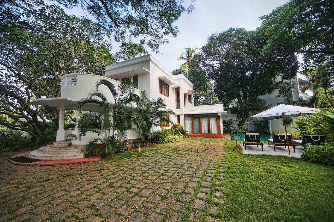 Beach Gate Bungalows - A Cgh Earth Saha Experience Kochi Bagian luar foto