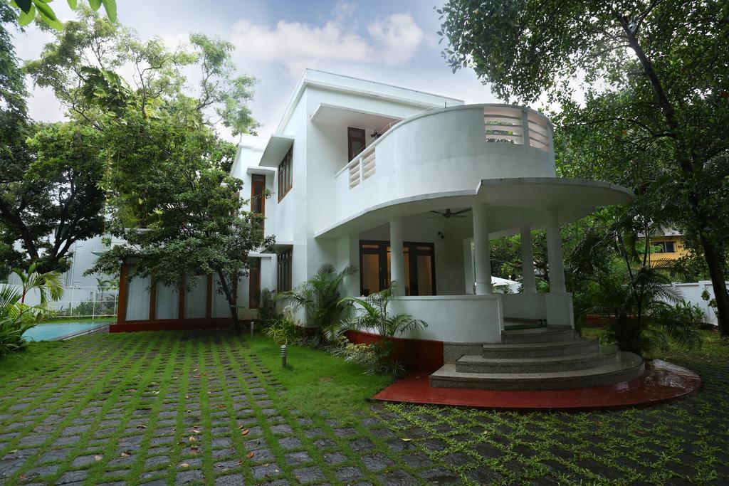 Beach Gate Bungalows - A Cgh Earth Saha Experience Kochi Bagian luar foto